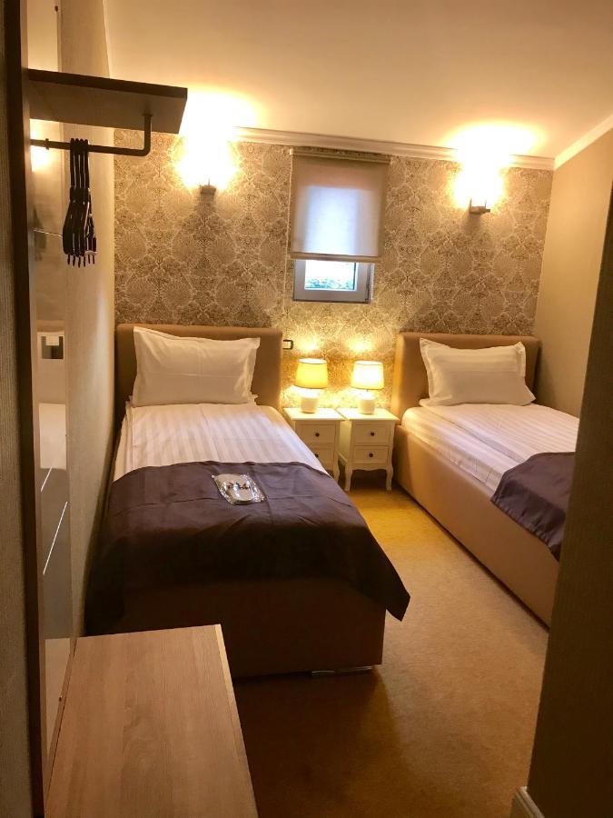 Vila 18 Hotel Boutique بوخارست المظهر الخارجي الصورة